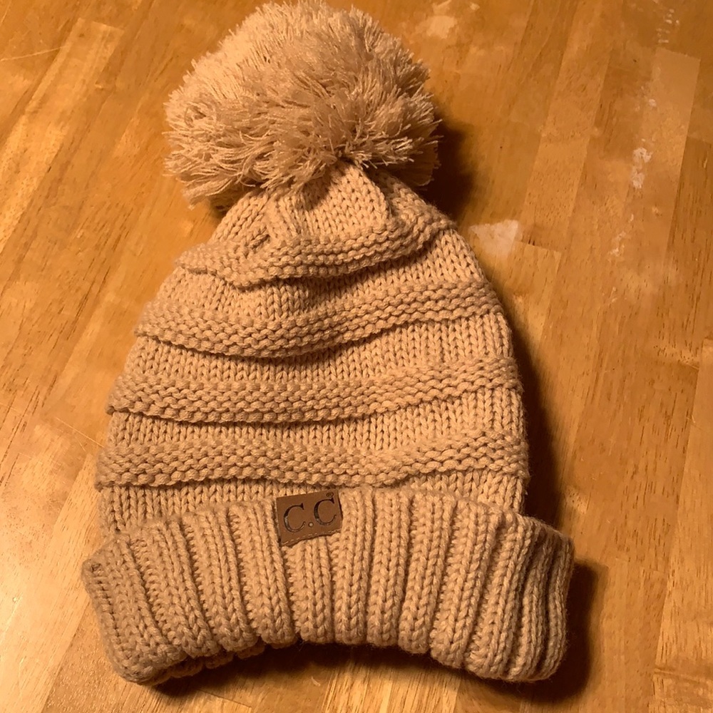 Slouchy winter beanie